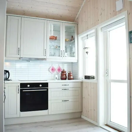 Three-bedroom Holiday In Prázdninový dům *